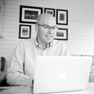 Portrait of Jon Lindén, CMO of Ekkono Solutions.